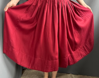 Antique Ukrainian authentic  Red Vintage skirt folk Vyshyvanka Ethnic skirt Antique Ukrainian clothes outfit Vintage gift for her