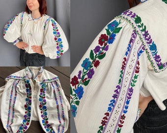 Romanian blouse Antique blouse Embroidered top Collared blouse Vintage blouse  Antique top Lace detailing Hungarian blouse