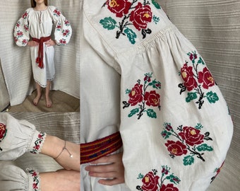 Dress for a girl Embroidered dress Floral design Vintage dress Ukrainian dress Feminine dress Folk embroidered Gift for her Summer dress