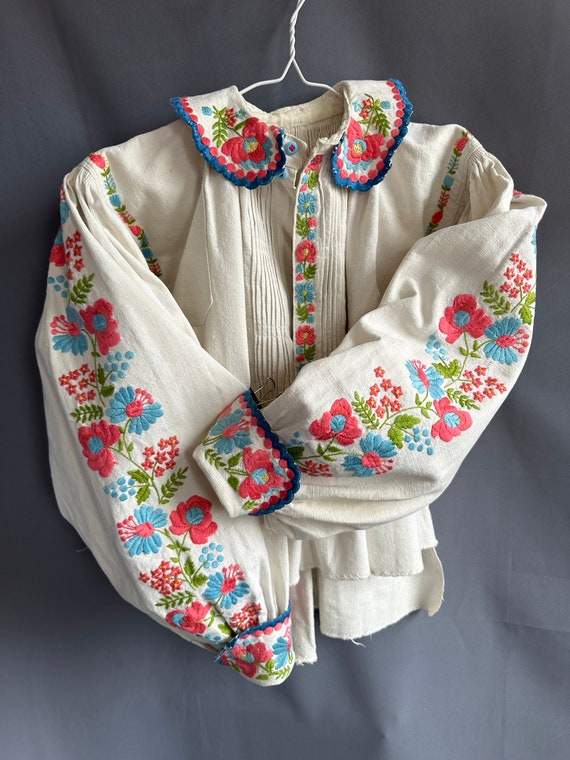 Romanian blouse Bohemian style Embroidered blouse… - image 1
