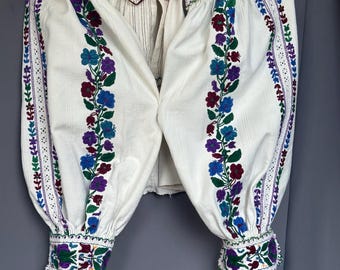 special vintage ルーマニア　花柄　刺繍　ブラウス　antique special vintage ルーマニア 花柄 刺繍 ブラウス antique special