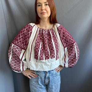 Romanian blouse Romanian dress Vintage wholesalers Vintage outfit Antique clothes Vintage dress Folk clothes Romanian clothes