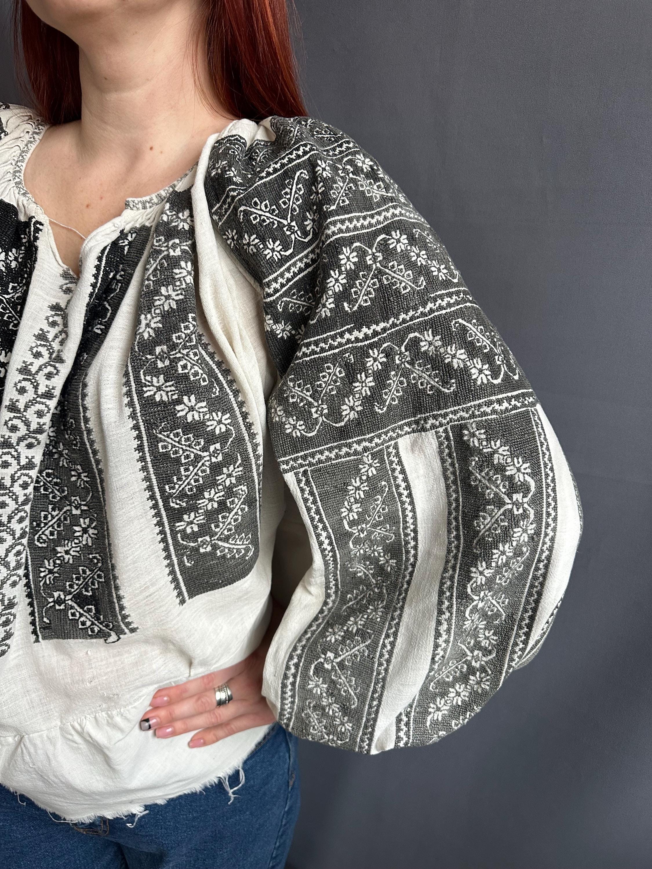 Romanian Blouse Embroidered Top Vintage Outfit Antique Embroidered