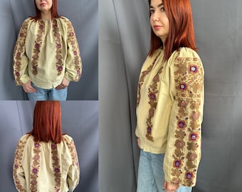 Vintage embroidered Romanian blouse Romanian shirt Antique blouse Antique clothes Gift for her Antique shirt Heavy embroidered