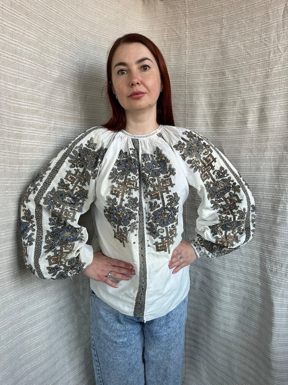 Romanian blouse Embroidered vintage blouse Chic f… - image 1