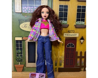 Vintage 1999 My Scene Barbie Doll Chelsea Dark Brown Long Curly Hair Hazel Eyes 13 Inches Tall