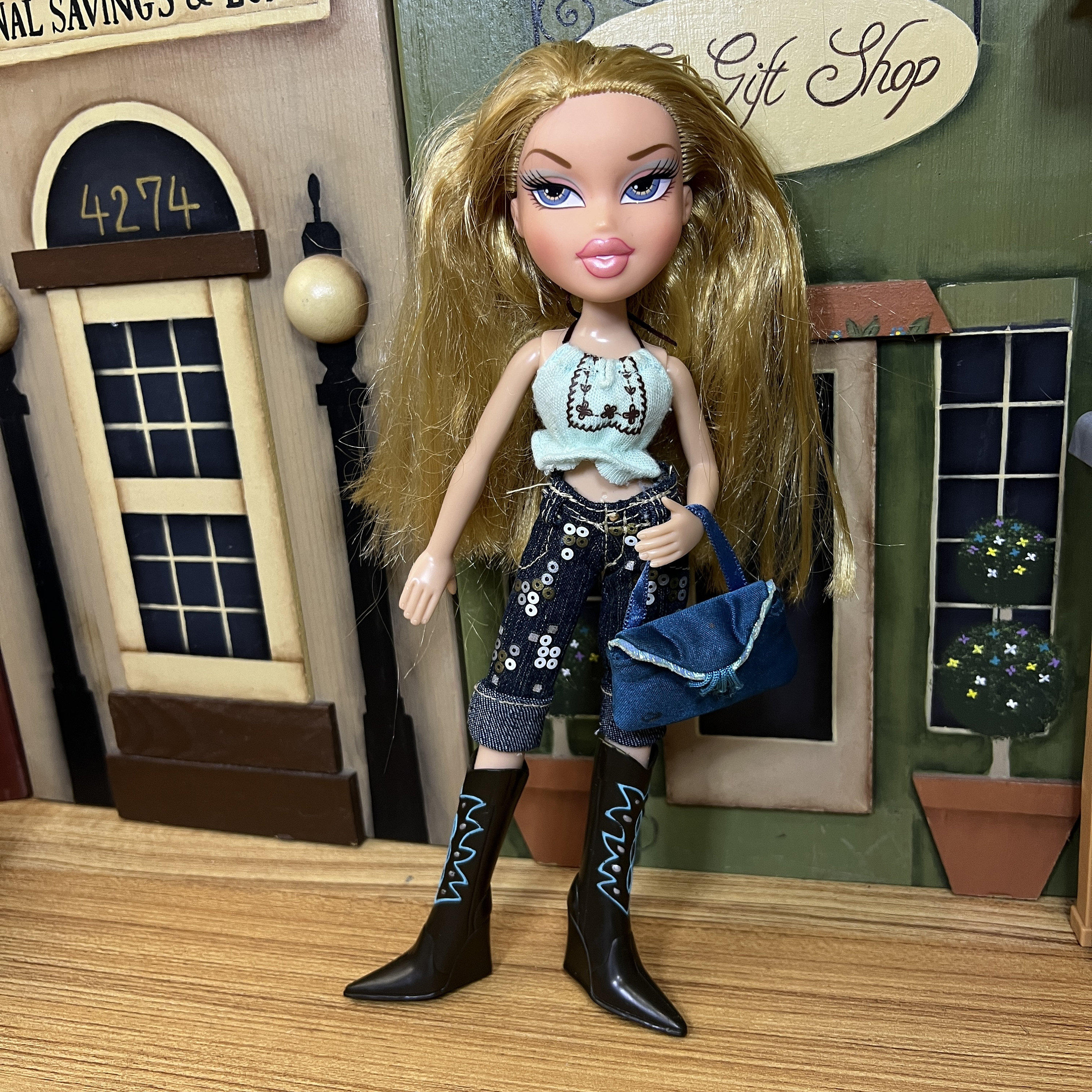 Bratz Vintage 2001 Talking Cloe Doll 9.5\, image size:3000x3000