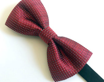 Red Bow Tie | Mens Bow Tie | Wedding Bow Ties | Groomsmen Bow Ties | Wedding Gifts | Gifts for him | Mens Accessories | Gift | Fathers Day