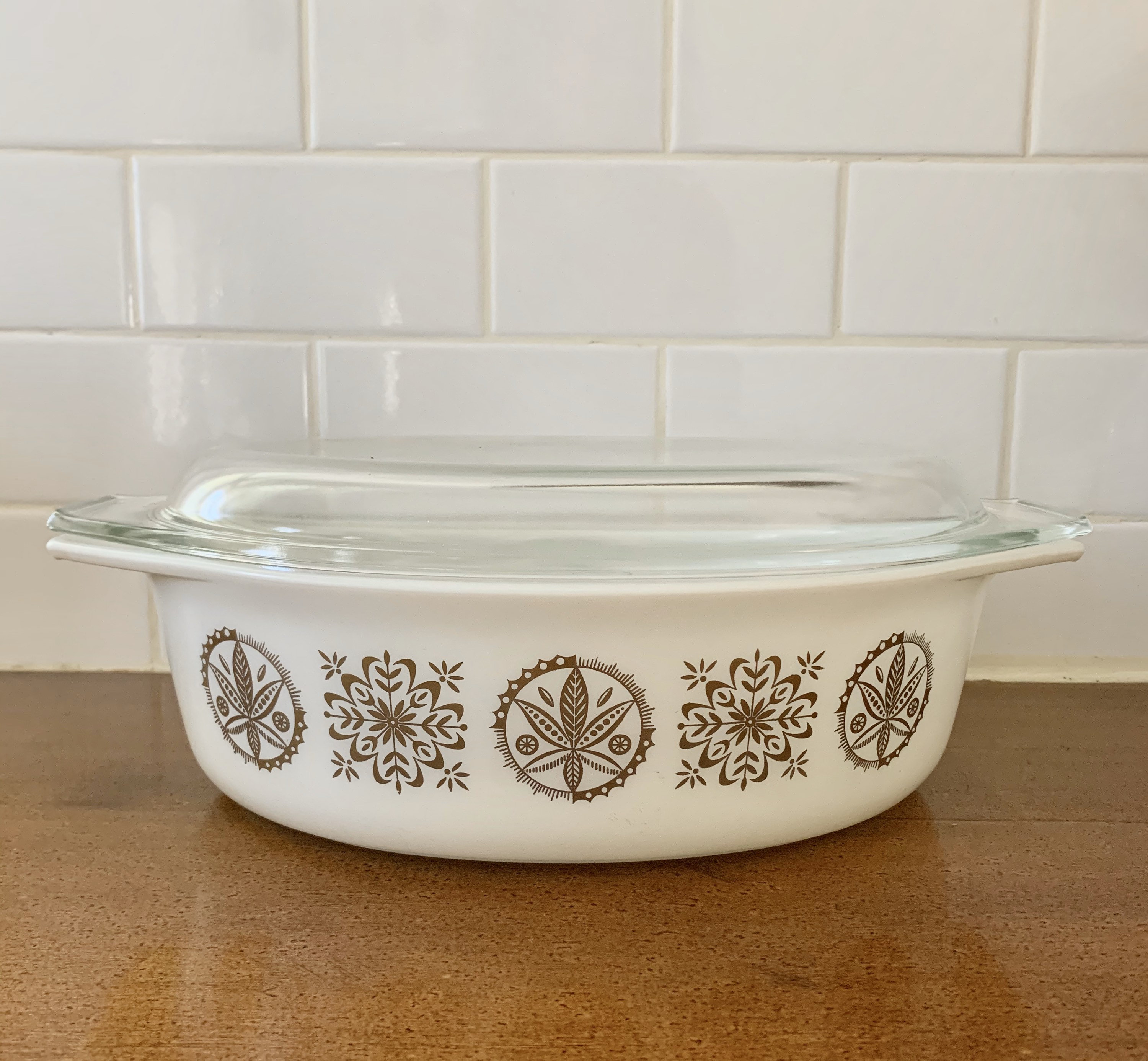 pyrex oval casserole dish
