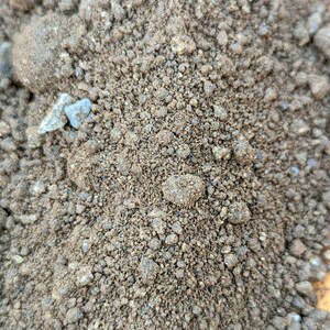 Decomposed Granite (Pacific) (40lbs) NO STABILIZER (Buy One Get One)