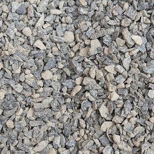 Slate Gray Flake Decomposed Granite, Natural Crushed Rock Fines Ground Cover for Landscaping, Pathways, Gardening, Patios, and Home, 5lbs