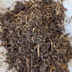 MUSHROOM COMPOST (Spent Mushroom Substrate)(15LBS)