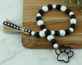 Handcrafted Black & White Paw Print Wooden Bead Garland for Tiered Tray Home Decor Pet Lover Beaded Garland with Dog Paw Tag