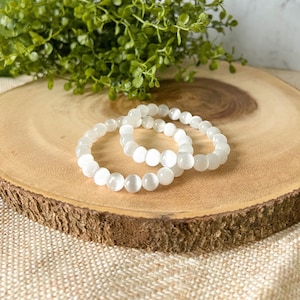 Selenite Bracelet | AAA Selenite Beads | Stretch Bracelet | Natural Selenite Crystals | Healing Crystal | Gemstone | Spiritual Protection