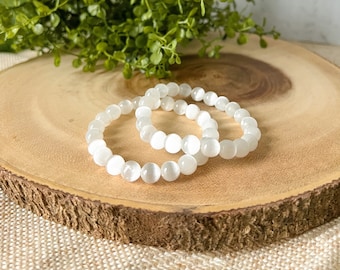 Pulsera de selenita / Cuentas de selenita AAA / Pulsera elástica / Cristales de selenita naturales / Cristal curativo / Piedra preciosa / Protección espiritual