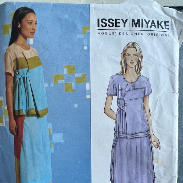 Vintage Vogue Sewing Pattern 2566 Designed by Issey Miyake Uncut