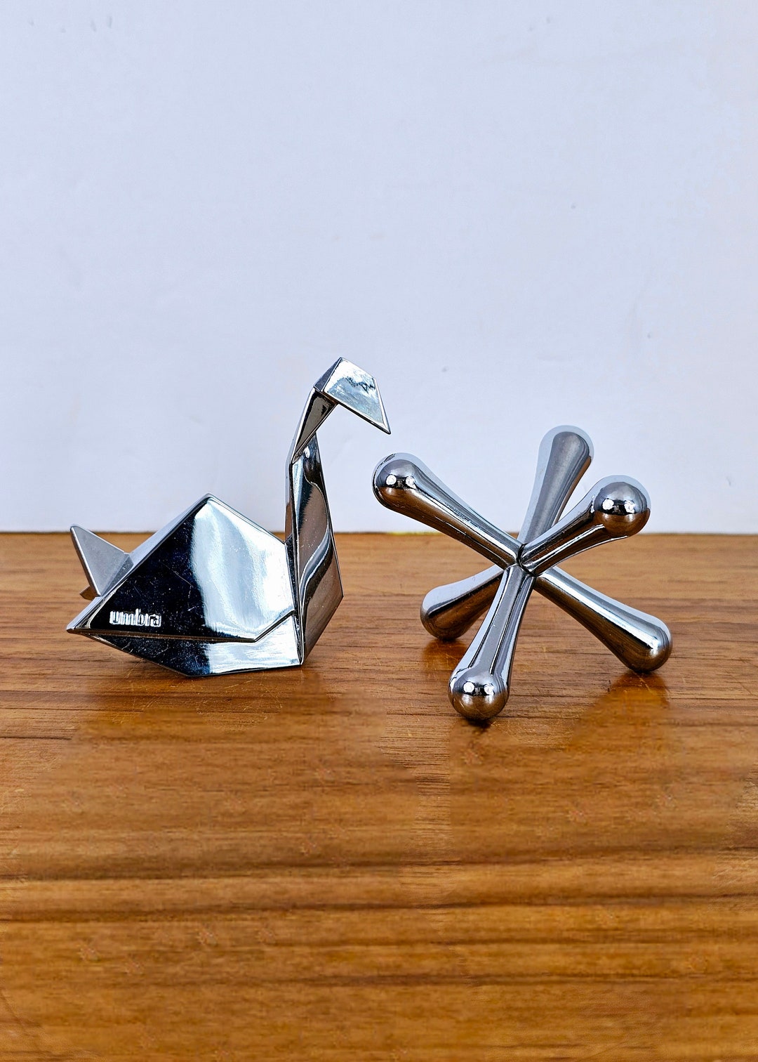 2 Umbra Chrome Plated Paperweights Ring Holders Desk Ornament Jacks