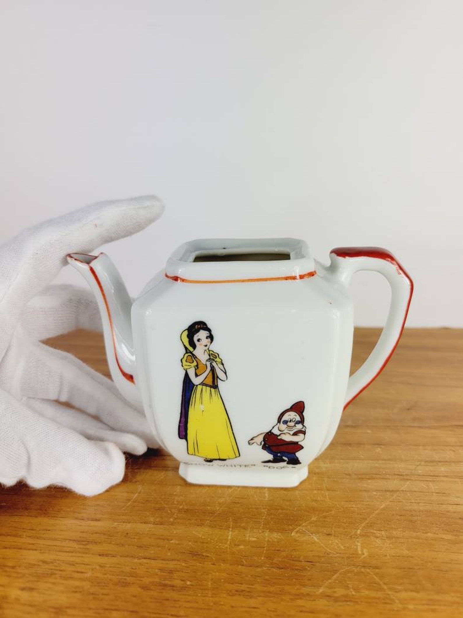 1937 Disney Snow White Tea Set teapot only. Replacement. No Etsy