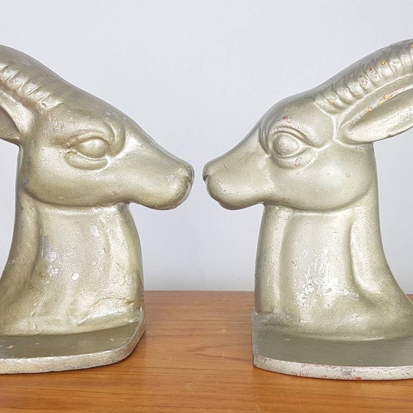 2 Antelope Bookends Industrial Cast Metal Vintage Modern Design Art Nouveau Art Deco Mid Century Modern Pair Male Female Moderist Design