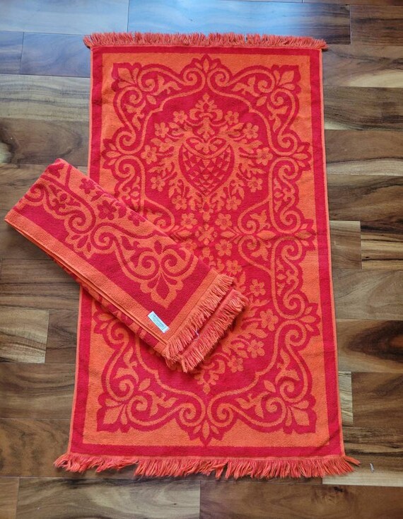 2 Fieldcrest Royal Velvet Towels. Bright Orange & Red. Etsy