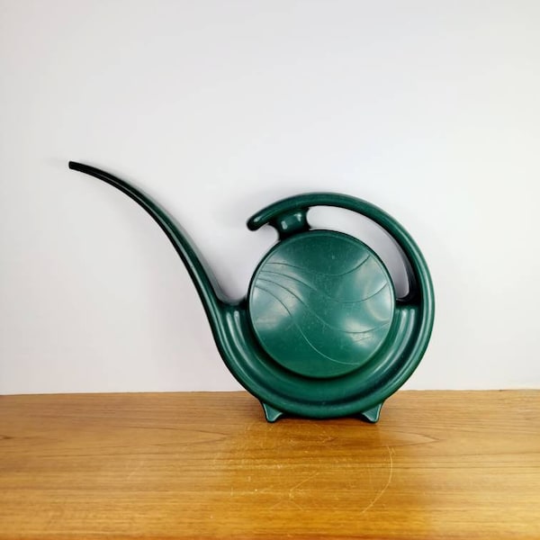 Plastic Watering Can Forest Green Circular Molded Design Retro Vintage 70s Mid century modern