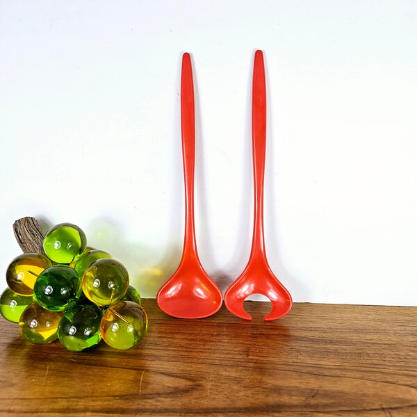 vintage années 1960 Rosti Mepal Danemark Ustensiles en plastique mélamine Salad Serving Set Danish Modern Modernist conçu par Rosti. J'adore l'Orange !