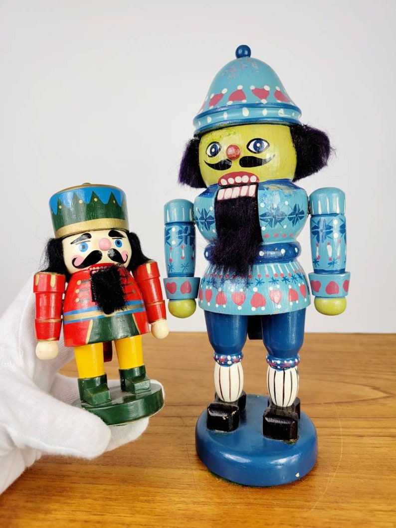 2 European / German Style Nutcracker Large & Small Wood Soldier