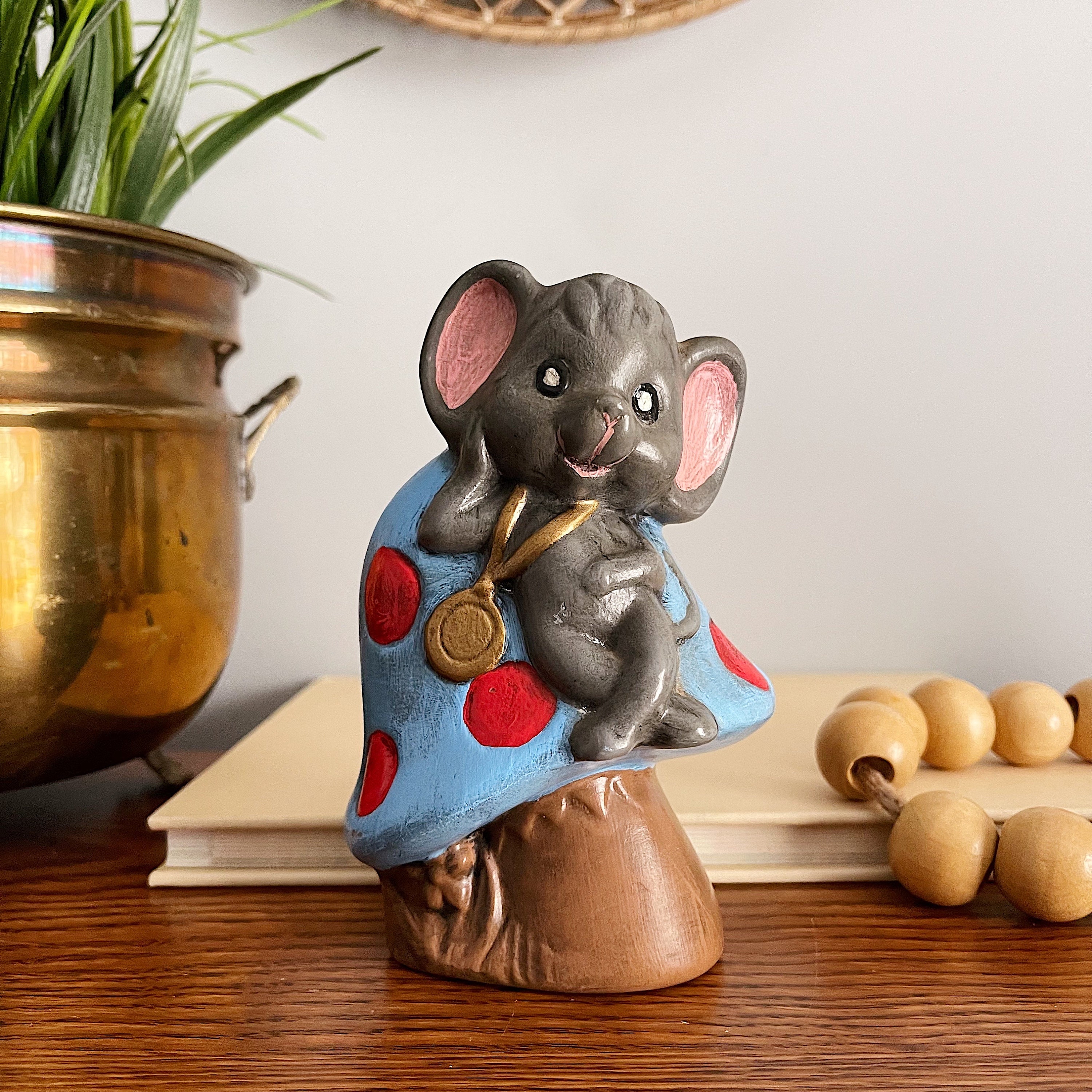 Vintage Ceramic Mouse on a Mushroom Figurine- 70s Pottery Hand