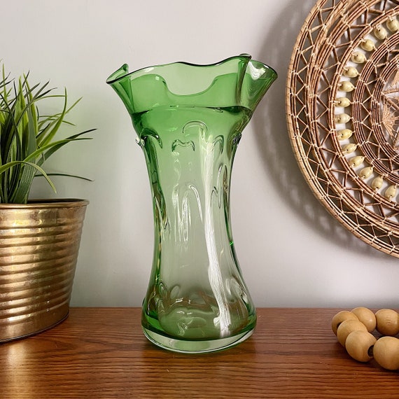 Vintage Blown Glass Art Vase, Mint Green Pinched Vase (9.5 Inch