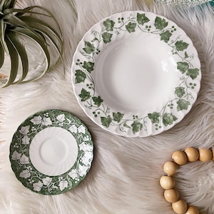 Vintage Churchill Staffordshire Verdigris Green Ivy Soup Bowls and Small Plate Set