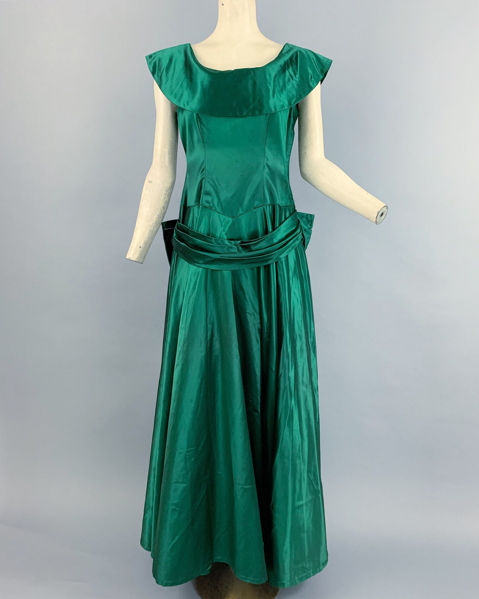 Vintage 40s emerald satin gown 1940s green satin dress with | Etsy
