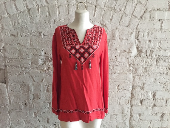 Vintage 70s bell sleeve embroidered folk peasant t