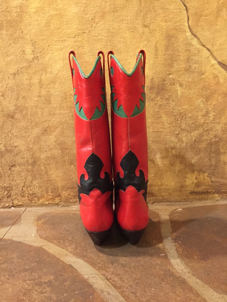 Charles David 1980s red snakeskin embossed patched red leather Southwestern cowboy boots made in Italy