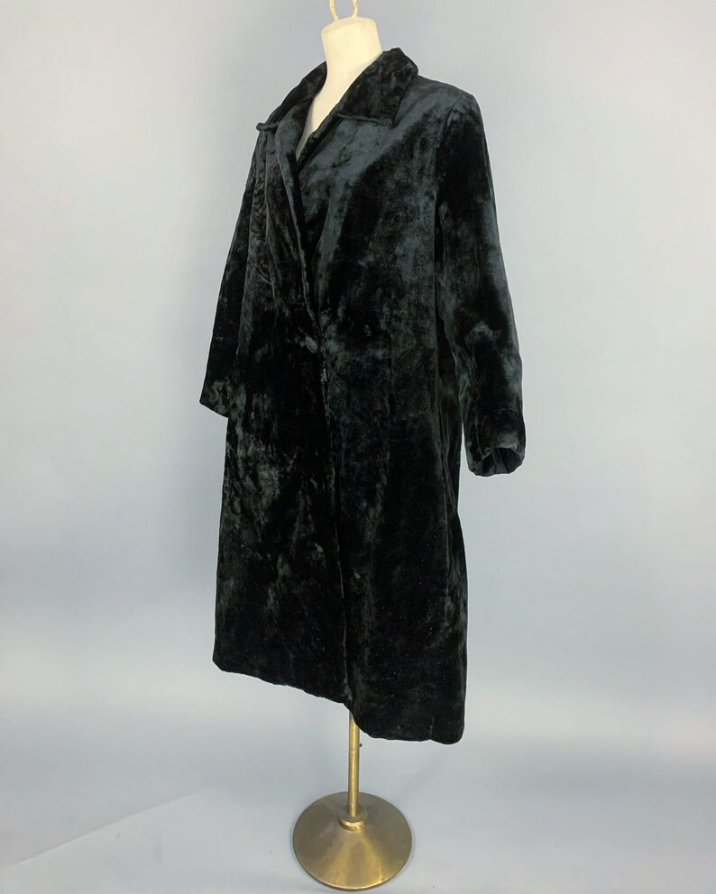 Antique Edwardian 20s plush coat Antique 1910s 1920s RARE black plush one button coat image 5