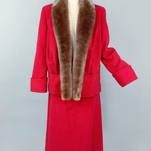 Vintage 30er Jahre Damen Rock Anzug mit Mouton Kragen 1930er Jahre 1940er Jahre Haus erdrich rote Wolle Pelz Kragen Jacke & Rock Anzug Bild 2