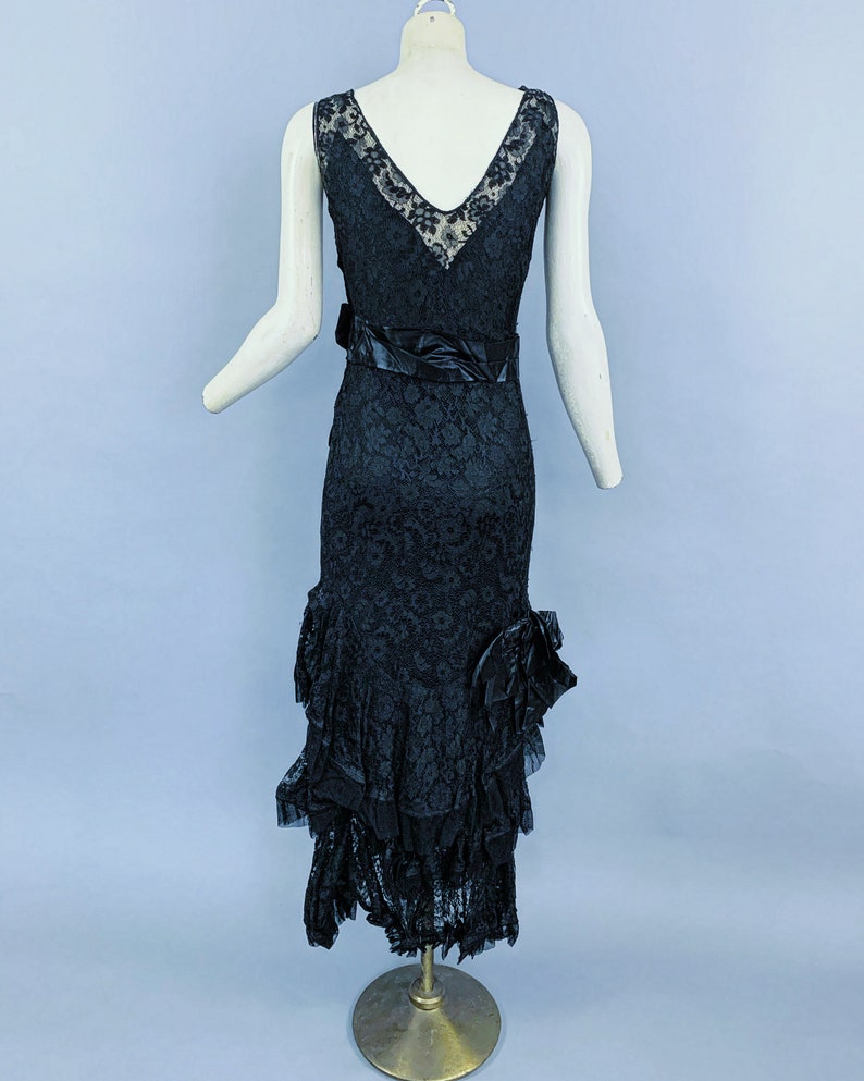 black dress cheap Zapaka Women Formal With Slit Mermaid Halter Neck With Hook Color:Same as Picture( SHORT RED DRESS) Plumeria BLACKPINK