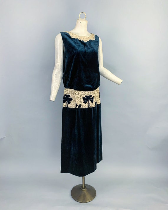 1920s sapphire velvet & lace dress | Vintage 20s … - image 6