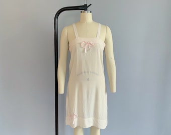 Vintage 20s silk step-in flapper chemise | 1920s ivory silk slip nightie with pink bow details