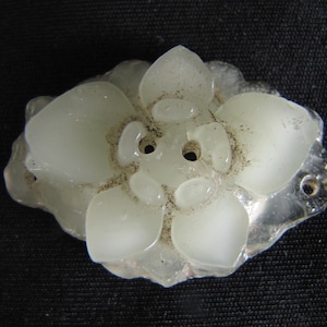 Ming Dynasty Glass Brooch