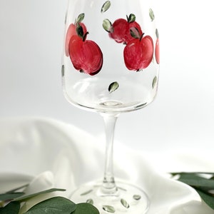 Apple Wine Glass