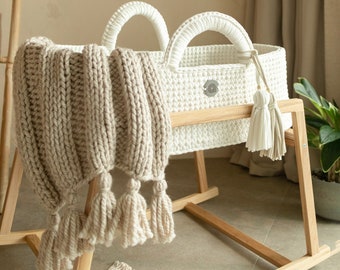 Boho knitted baby blanket, Gift for baby shower, Newborn baby chunky knit blanket, Chunky knit blanket, Handmade chunky knit blanket