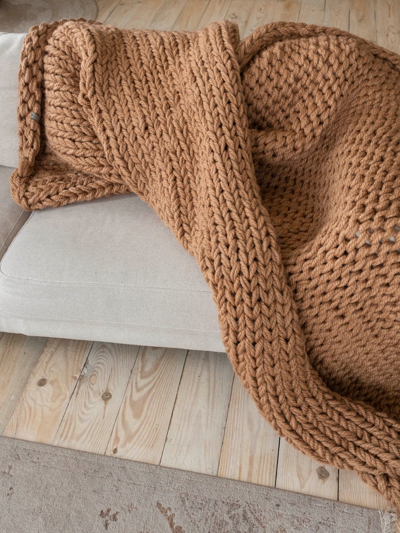 Chunky knit blanket caramel, custom throw blanket, weighted wool boho blanket, modern lap quilt, wool throw blanket in different sizes image 2