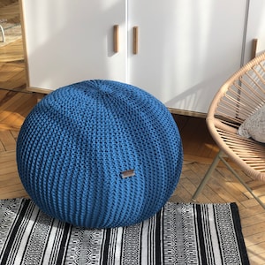 Décoration de chambre d'enfant moderne, coussin boule tricoté, pouf de salon, cadeau pour nouvelle maison, pouf au crochet, repose-pieds rond, pouf en tricot fait main image 1