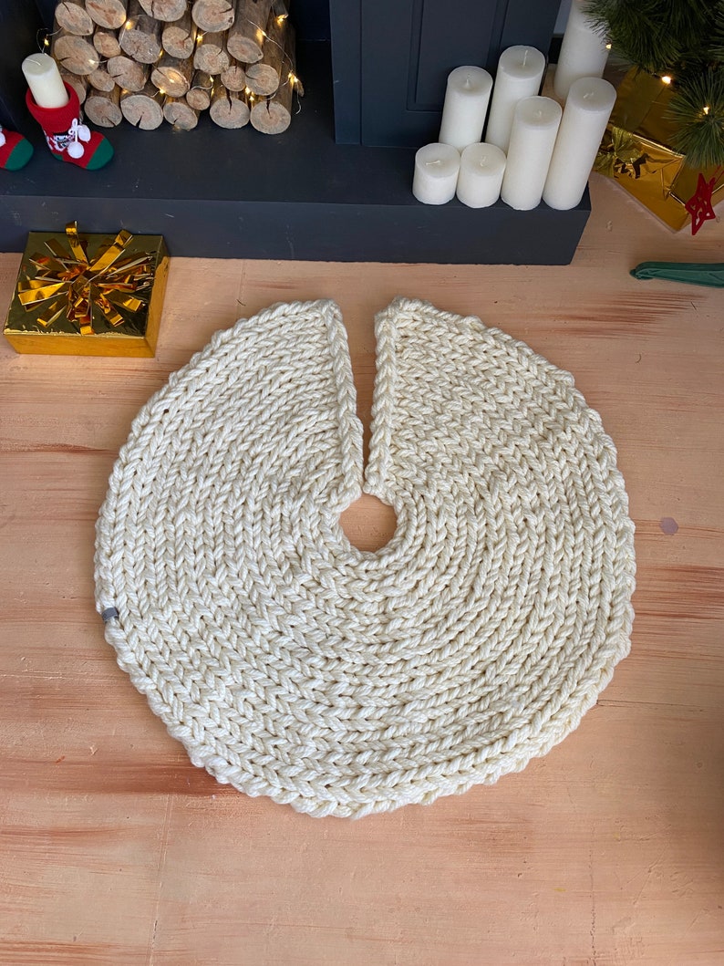 Chunky Knit Christmas Tree Skirt Giant Knit Holiday Tree Etsy