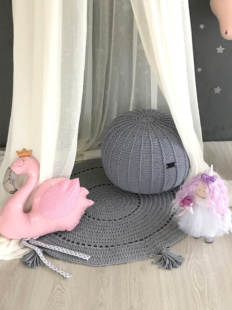Gray knitted pouf Floor pouf ottoman Knit pouf Knitted ottoman Footstool Gray ottoman
