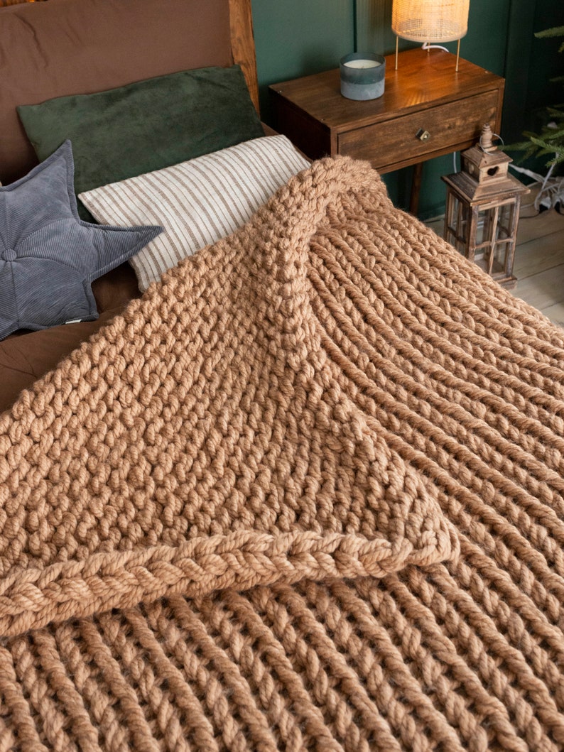 Chunky knit blanket caramel, custom throw blanket, weighted wool boho blanket, modern lap quilt, wool throw blanket in different sizes image 7