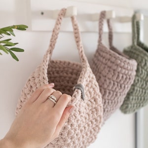 Knitted single handle hanging storage basket Crocheted basket for storage and organization Large crocheted hanging basket for kitchen image 3