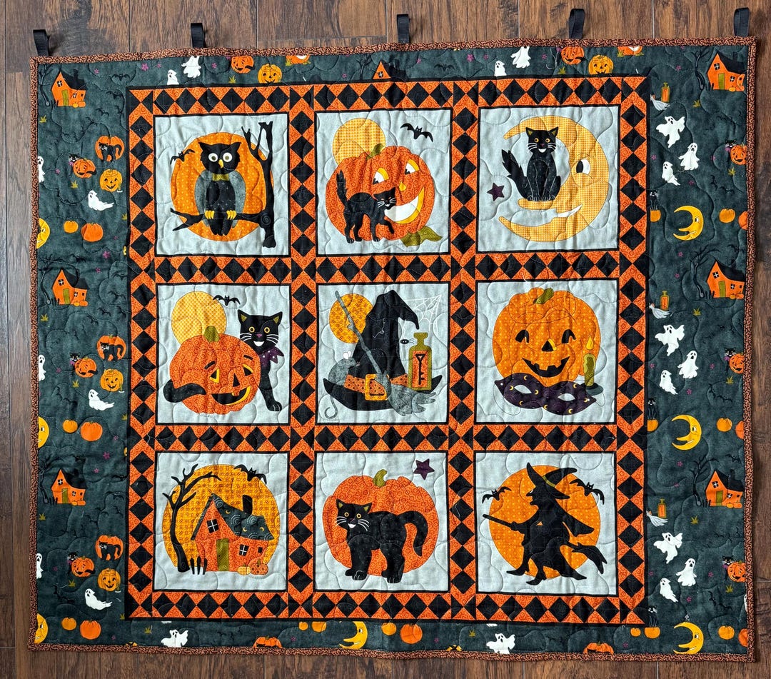 Halloween Night Quilted Wall Hanging Decoration - Etsy