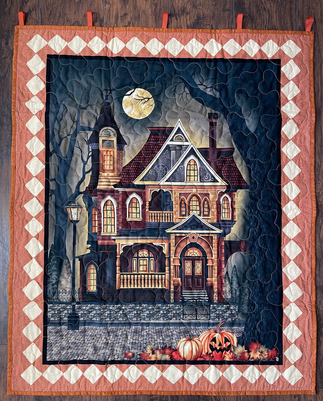 Halloween Haunted House Quilted Wall Hanging Decoration - Etsy