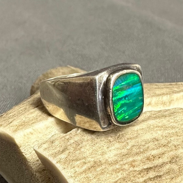 Vintage Sterling Solitaire Ring Round Square Cut Synthetic Fire Opal Iridescent Colors 17 Grams .925 Silver Size 13 Mexico (SR-007)
